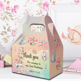 Caja Para Regalos Pastel arcoiris con animales Segundo cumpleaños