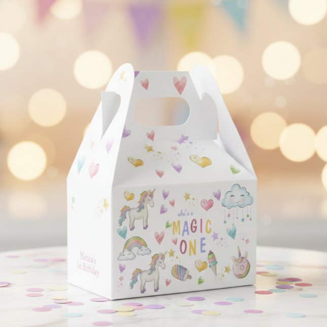Caja Para Regalos Pastel arcoiris unicornio mágico un cumpleaños (Subido por el creador)
