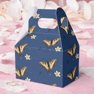 Caja Para Regalos Perdida en Quatrain por Adiela Akoo - Mariposa