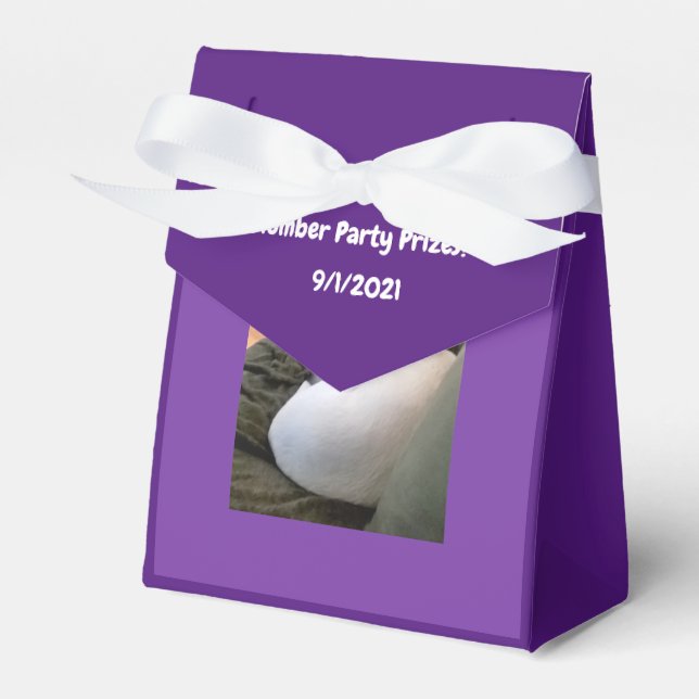 Caja Para Regalos Perro morado, Fiesta dormido de cachorro blanco mo (Front Side)