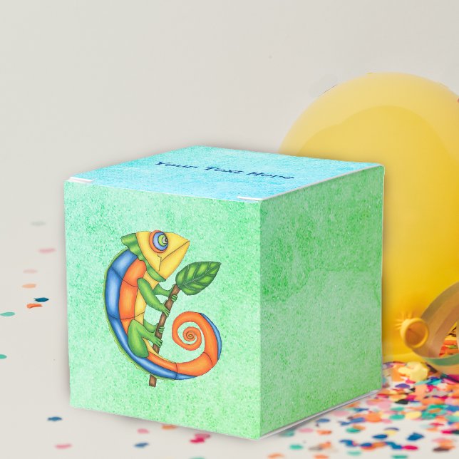 Caja Para Regalos Personalizado divertido Lizard Leaf Colores brilla (Cartoon Lizard in bright colours leaf on stick on mottled green blue mix Birthday favor or gift box.)