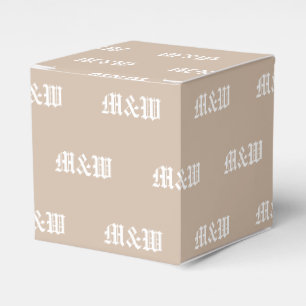 Caja Para Regalos Personalizar con regalo inicial de beige monograma