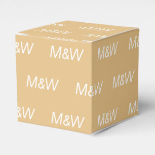 Caja Para Regalos Personalizar con regalo inicial de camello monogra