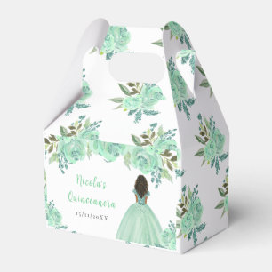 Caja Para Regalos Princesa de Piel Oscura Menta Floral Quinceañera