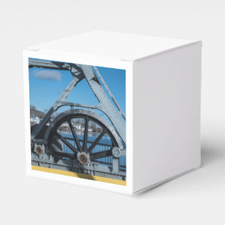 Caja Para Regalos Puente Bascule del río Mystic – Históricos Mystic