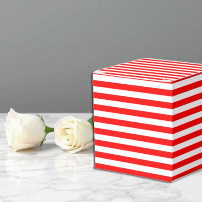 Caja Para Regalos Rayas rojas (Subido por el creador)
