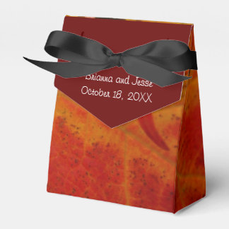 Caja Para Regalos Resumen de la hoja de arce roja Fotografía de la n