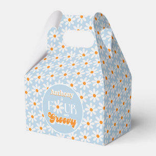 Caja Para Regalos Retro Cuatro Niños Groovy De Cuarto Cumpleaños