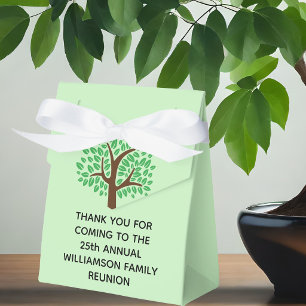 Caja Para Regalos Reunión Familiar de Picnic bajo el Árbol Verde Fie
