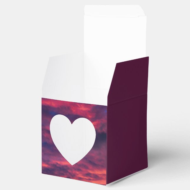 Caja Para Regalos rojo de agosto (Abierto)