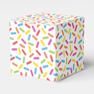 Caja Para Regalos Ropa de arcoiris