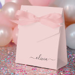 Caja Para Regalos Rubor Rosa Polvo Chica Escritura Monograma Nombre<br><div class="desc">Rubor Rosa Polvo Brillo Purpurina Monograma Agrega Tu Propio Nombre Cajas de Regalo de Papel para Fiestas Esto hace el regalo perfecto de cumpleaños 16,  boda,  despedida de soltera,  aniversario,  baby shower o fiesta de soltera para alguien que ama el glamour de lujo y estilos chic.</div>