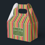 Caja Para Regalos Saludo de vacaciones con rayas rojas, verdes y dor<br><div class="desc">Caja de favores de rayas rojas,  verdes y doradas con una simple etiqueta de saludo de vacaciones. Perfecto para todos los temas de decoración de regalo; sencillo/minimalista a máximo según los adornos adicionales.</div>