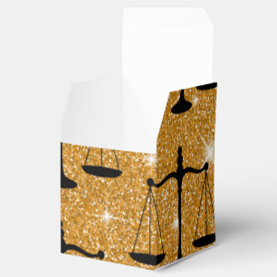 Caja Para Regalos Símbolo de justicia escalas equilibradas Purpurin