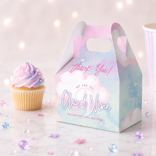Caja Para Regalos Soñadora Femenina En La Nube Nueve 9 Cumpleaños
