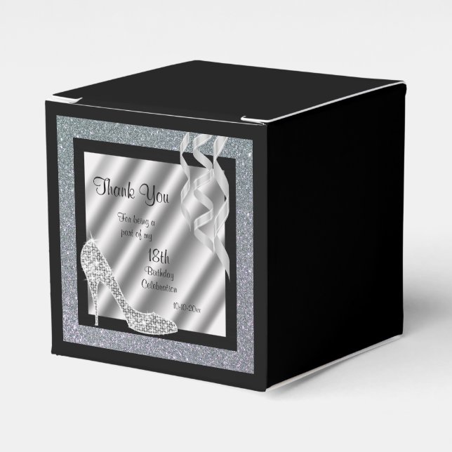 Caja Para Regalos Stiletto y Streamers Purpurinoso plateado (Costado Anverso)