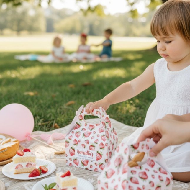 Caja Para Regalos Sweet Strawberry First Birthday Favor Box (Subido por el creador)