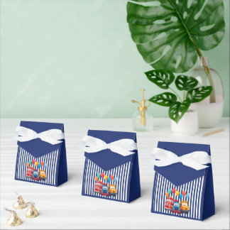 Caja Para Regalos Tema de Cumpleaños de Camión con Rayas Azules