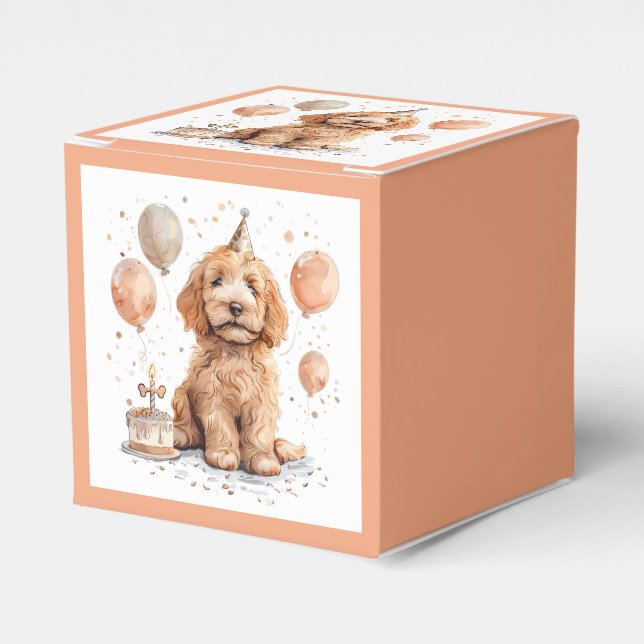 Caja Para Regalos Torta de cumpleaños de perro de Goldendoodle (Costado Anverso)