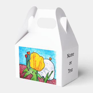 Caja Para Regalos Tulipán en jardín 