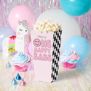 Caja Para Regalos Un bebé feliz cara feliz rosa