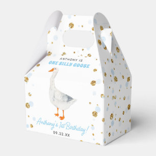 Caja Para Regalos Un Fiesta del primer cumpleaños de un chico alegre