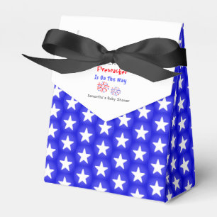 Caja Para Regalos Un Pequeño Rastreador Está En Camino