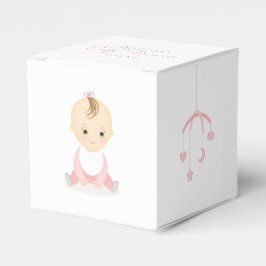 Caja Para Regalos Una niña pequeña y su Baby Shower móvil