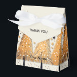 Caja Para Regalos Vacaciones de los Árboles de Navidad brillantes co<br><div class="desc">Los Árboles De Navidad Dorados Brillan De Nieve Las Fiestas Favorecen A Las Cajas. Diseño único,  bonito y elegante. Fácil de personalizar. El estilo de letra,  el tamaño y los colores se pueden cambiar. Elementos coincidentes disponibles.</div>