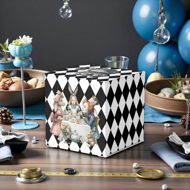 Caja Para Regalos Wonderland with Black White Diamonds Birthday (Subido por el creador)