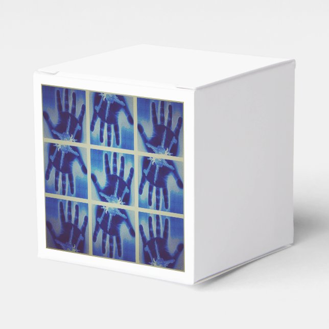Caja Para Regalos yaie many blue hands  (Costado Anverso)