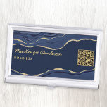 Caja Para Tarjetas De Visita Código QR del Purpurina Geode Gold de la Marina Bl<br><div class="desc">Elegante diseño de mármol geodésico agate azul marino con purpurina de oro falso. Ideal para peluqueros y maquilladores,  salones de belleza y uñas y mucho más. Cambie los detalles y el sitio web de destino de código QR a personalizar.</div>