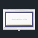 Caja Para Tarjetas De Visita Elegante Nombre Azul Y Oro De La Marina Minimalist<br><div class="desc">Este funda de tarjetas de visita presenta un diseño minimalista y elegante con gruesos bordes azul marino y delgado dorado. Personalízalo con su nombre o nombre de negocio.</div>