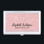 Caja Para Tarjetas De Visita Elegante titular de tarjeta de visita Purpurina ro<br><div class="desc">Este funda de tarjetas de visita purpurina rosa personalizado tiene su nombre en texto negro sobre un hermoso fondo purpurina rosa. Personalizar al funda con el nombre y la profesión de su elección. Perfecto para un peinador, maquillador o en el campo de una esteticista. Diseñado para ti por Blackberry Boulevard....</div>