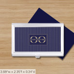 Caja Para Tarjetas De Visita Logo de la Compañía Azul de la Marina Moderna<br><div class="desc">Aumente su juego de redes con este funda de tarjetas de negocios profesional sencillo y moderno. El sutil fondo azul marino muestra tu logo enmarcado en azul marino con acentos dorados. Mantente organizado y haz una impresión duradera con este elegante accesorio.</div>