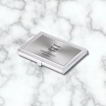 Caja Para Tarjetas De Visita Logotipo de título de trabajo de nombre de aspecto<br><div class="desc">Puede agregar su logotipo,  nombre y título profesional (o texto personalizado) a este funda de tarjetas de visita. El texto es negro. El fondo tiene un aspecto metalizado cepillado que es una representación artística.</div>