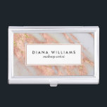Caja Para Tarjetas De Visita Marble rosa esparcido Resumen artista de maquillaj<br><div class="desc">Patrón de mármol abstracto elegantemente femenino en rosa y blanco grisáceo con resaltado de brillo purpurina dorado y disposición de texto de moda. Este titular de la tarjeta de visita se muestra como un profesional de maquillaje artístico, pero también trabaja de forma muy atractiva para muchas profesiones: elegante, manicurista, diseño...</div>