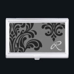 Caja Para Tarjetas De Visita Monograma de Damasco Femenino<br><div class="desc">Diseño femenino de moda con un patrón damasco negro sobre fondo gris y personalizado con monograma. Cambie el monograma por el suyo propio reemplazando el texto de ejemplo en la plantilla de diseño.</div>