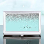 Caja Para Tarjetas De Visita Monograma del Purpurina plateado Verde azulado azu<br><div class="desc">Aqua Blue - Verde azulado y plateado Purpurina Script Monograma Nombre titular de tarjeta de visita. Esto hace que el dulce perfecto cumpleaños 16,  boda,  ducha de novia,  aniversario,  ducha de bebé o fiesta de soltera sea regalo para alguien que ama el lujo glam y los estilos de moda.</div>
