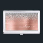 Caja Para Tarjetas De Visita Monograma del Rosa Metalizado de plata dorada cepi<br><div class="desc">Oro Rosa - Purpurina de espuma metálica de Relieve metalizado Rubor rosa y plateado de imitación cepillado Monograma Metalizado titular de la tarjeta de visita. Esto hace que el dulce perfecto cumpleaños 16, boda, ducha de novia, aniversario, ducha de bebé o fiesta de soltera sea regalo para alguien que ama...</div>