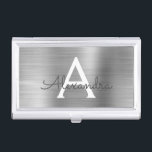 Caja Para Tarjetas De Visita Monograma Metalizado cepillado plateado elegante<br><div class="desc">Plata Faux Cepilló Metalizado Hair Stylist Minimalista titular de la tarjeta de visita. El soporte de la tarjeta de visita estilista de Relieve metalizado Metalizado con pincel rosa y Rosa de oro es perfecto para un profesional de la belleza o estilista del pelo.</div>