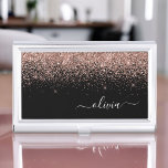 Caja Para Tarjetas De Visita Monograma monograma de guion de Purpurina rosa de<br><div class="desc">Oro negro y Rosa - Rubor Pink Sparkle Purpurina Script Monograma Nombre de la tarjeta de visita. Esto hace que el dulce perfecto cumpleaños 16, boda, ducha de novia, aniversario, ducha de bebé o fiesta de soltera sea regalo para alguien que ama el lujo glam y los estilos de moda....</div>