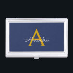 Caja Para Tarjetas De Visita Navy Blue Gold Modern Script Girly Monograma Nombr<br><div class="desc">Monograma de Navy Blue y Gold Simple Script Nombre titular de la tarjeta de visita. Esto hace que el dulce perfecto cumpleaños 16,  boda,  ducha de novia,  aniversario,  ducha de bebé o fiesta de soltera sea regalo para alguien que ama el lujo glam y los estilos de moda.</div>