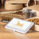 Caja Para Tarjetas De Visita Shiba Inu El Cuidado De Las Mascotas Está Bañando<br><div class="desc">Mascota Bañado y Grooming / Cuidado de mascotas / Sentado de Mascotas / Mascota Grooming / Tienda de comida Mascota / Salón de belleza Mascota / Hospital de animales / Plantilla de portador de tarjetas de visita de la clínica animal - Cute Personalizados Cachorros Akita Inu / Shiba Inu Diseño...</div>