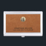 Caja Para Tarjetas De Visita Titular de la tarjeta de visita de personalizable<br><div class="desc">Elevar su imagen profesional con este elegante y elegante titular de tarjeta de visita metalizado. En la parte superior, el diseño presenta un logotipo dorado cepillado, que exuberan un aura de elegancia y sofisticación. Su nombre y título se exhiben con gusto en la tipografía clásica negra en los tercios inferiores,...</div>