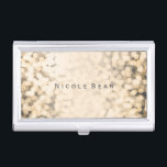 Caja Para Tarjetas De Visita Titular de la tarjeta de visita Glamour Glamour Go<br><div class="desc">Titular de la tarjeta de visita Glamour Glamour Gold Sparkling Lights. Personalizar con cualquier texto o déjalo en blanco.</div>