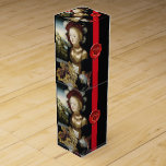 CAJA PARA VINO ANTIGUA GRIPE VINEYARD VINO DESAFÍO DE CERRADURA R<br><div class="desc">Hermoso chica joven rubio con un hermoso vestido y joyas de oro con gorra rojo y plumas blancas sosteniendo un plato lleno de uvas rojas amarillas, viñas de uva, hojas de otoño verdes rojas con un paisaje lacustre en segundo plano ( Salome ) del pintor alemán Lucas Cranach el anciano...</div>