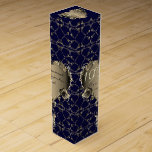 Caja Para Vino Boda 8.19° aniversario Rosa de bronce Corazón<br><div class="desc">El perfecto regalo de boda asequible; esa deliciosa botella de vino en una bodega personalizada para su año de aniversario. Aquí, esta repetición inspirada en el fabergè con mis marcos de corazón en 3D bronzy rosa hace una adición significativa y maravillosa a su botella de vino regalo para los aniversarios...</div>