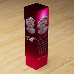 CAJA PARA VINO CÁMARA ANTIGUA, SEÑORA Y GRIPE, CITA DE MÚSICA VIN<br><div class="desc">Elegante diseño de monograma con cita de Beethoven. "La música es el vino que inspira uno a nuevos procesos generativos, y soy Bacchus que presiona este glorioso vino para la humanidad y los hace borrachos espirituales". Ludwig van Beethoven. Elegante y antigua joya de cammo con un hermoso perfil de mujer...</div>
