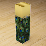 Caja Para Vino Elegante verde esmeralda azul real y pavo real de<br><div class="desc">Elegantes cajas de vino de plumas de pavo real verde esmeralda y azul real. Puede personalizar esta hermosa caja de vinos de plumas de pavo real añadiendo texto en el estilo de letra de su elección.</div>